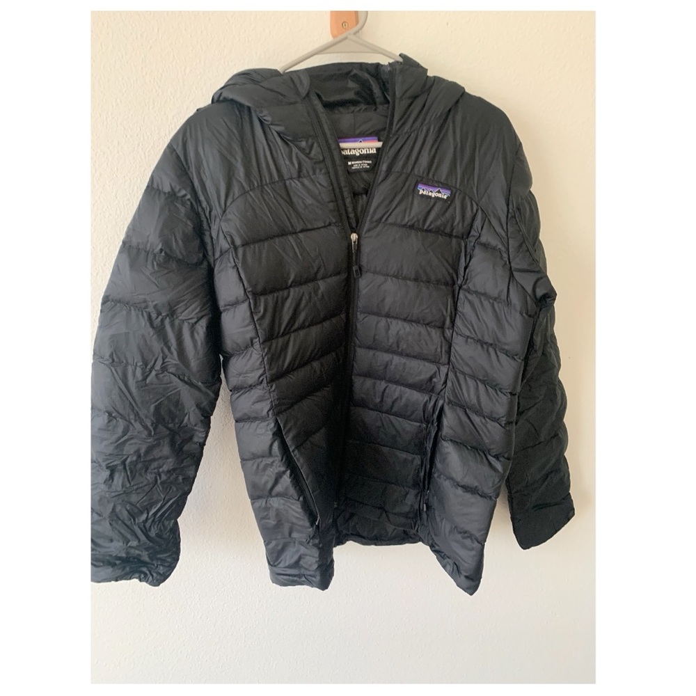 Patagonia down jacket; down sweater hoody